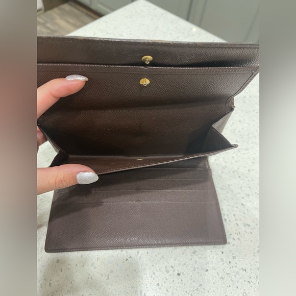 Louis Vuitton Damier Ebene Sarah Wallet - Picture 6 of 11
